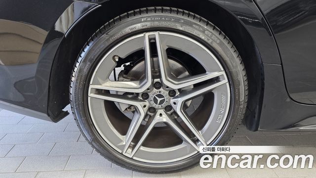 Mercedes-Benz CLS-Class CLS300d AMG Line