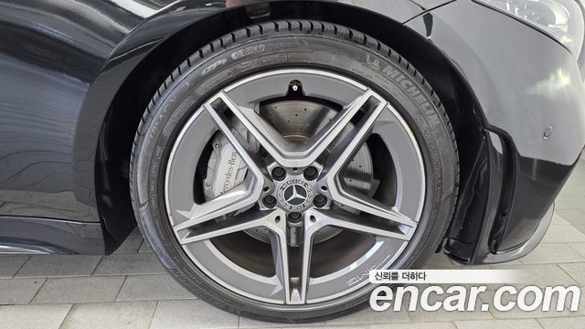 Mercedes-Benz CLS-Class CLS300d AMG Line