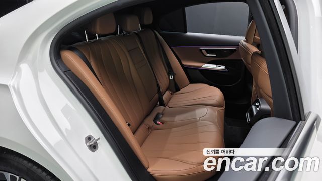 Mercedes-Benz E-Class E200 Avantgarde