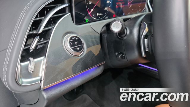 Mercedes-Benz E-Class E200 Avantgarde