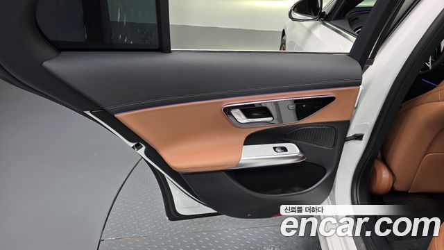Mercedes-Benz E-Class E200 Avantgarde