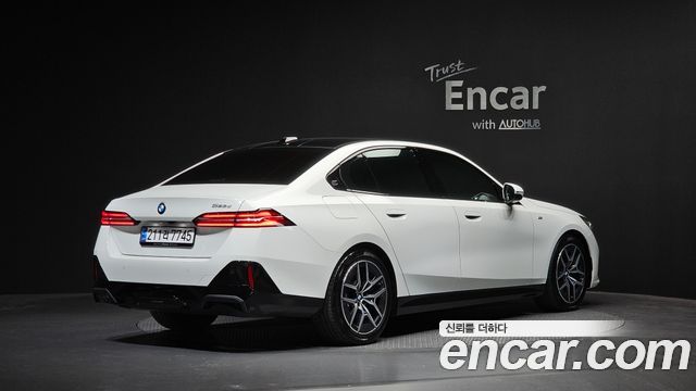 BMW 5-Series 523d M Sport