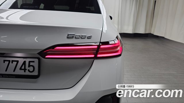 BMW 5-Series 523d M Sport