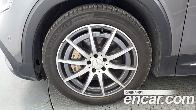 Mercedes-Benz GLB-Class AMG GLB35 4MATIC