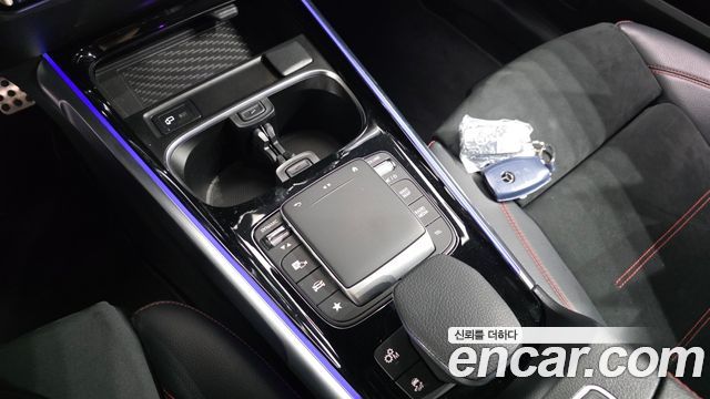 Mercedes-Benz GLB-Class AMG GLB35 4MATIC