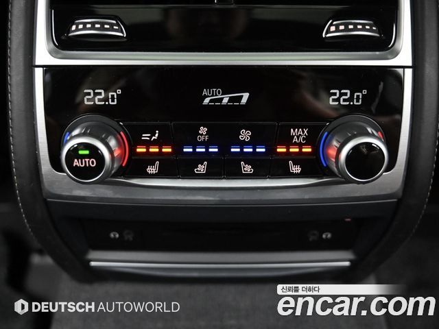 BMW 7-Series 740Li xDrive M Sport Package