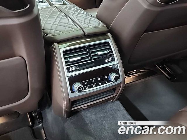 BMW 7-Series 730d xDrive Design Pure Excellence