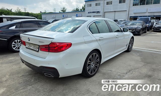 BMW 5-Series 530i xDrive M Sport Package Plus