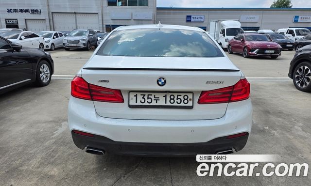 BMW 5-Series 530i xDrive M Sport Package Plus