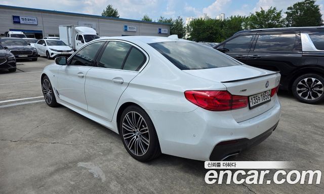 BMW 5-Series 530i xDrive M Sport Package Plus