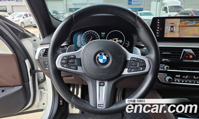 BMW 5-Series 530i xDrive M Sport Package Plus
