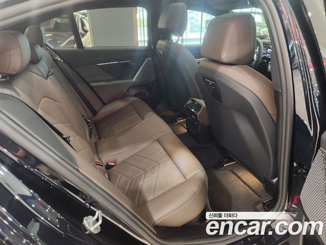 BMW 5-Series 523d M Sport