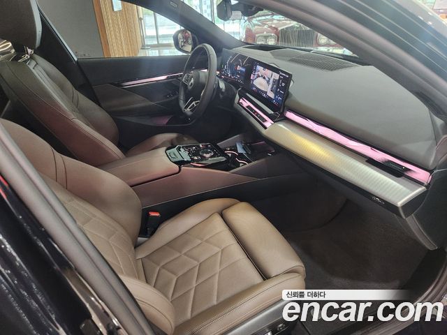 BMW 5-Series 523d M Sport