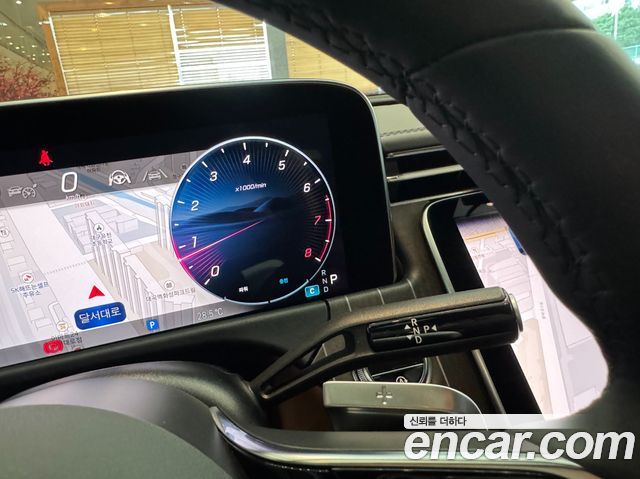 Mercedes-Benz E-Class E300 4MATIC Exclusive