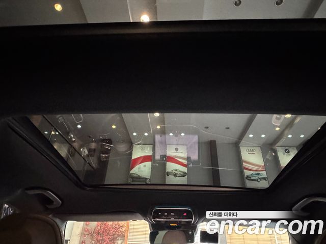 Mercedes-Benz E-Class E300 4MATIC Exclusive