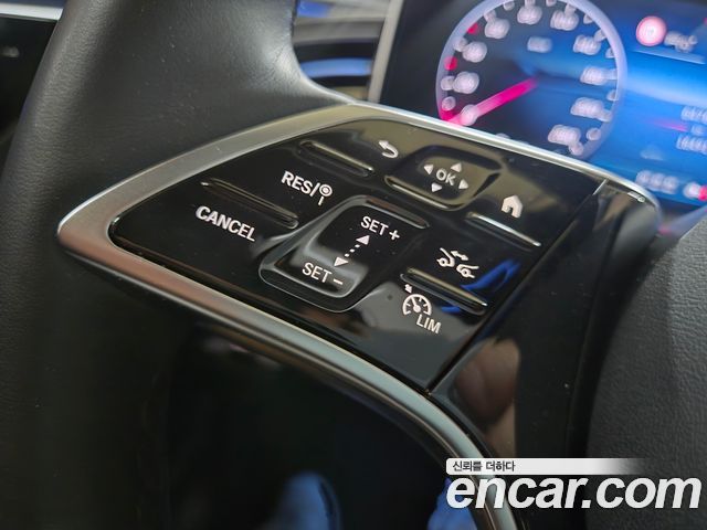 Mercedes-Benz E-Class E200 Avantgarde
