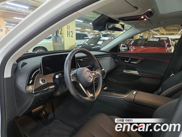 Mercedes-Benz E-Class E200 Avantgarde