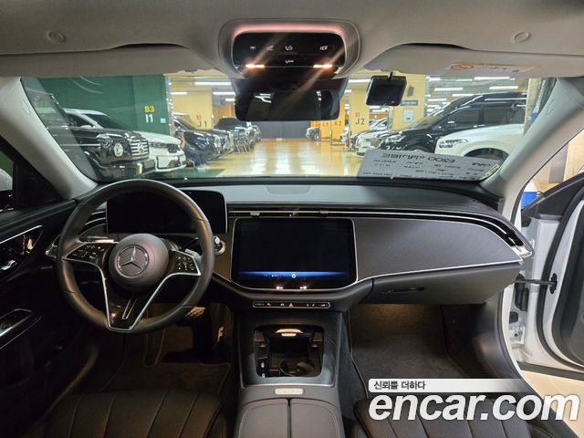 Mercedes-Benz E-Class E200 Avantgarde