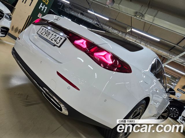 Mercedes-Benz E-Class E200 Avantgarde