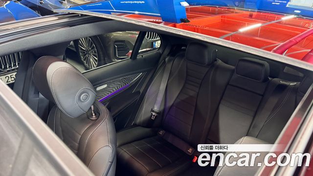 Mercedes-Benz E-Class E350 4MATIC AMG Line