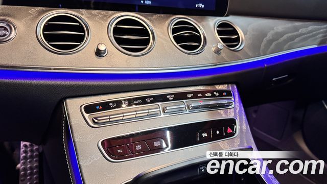 Mercedes-Benz E-Class E350 4MATIC AMG Line