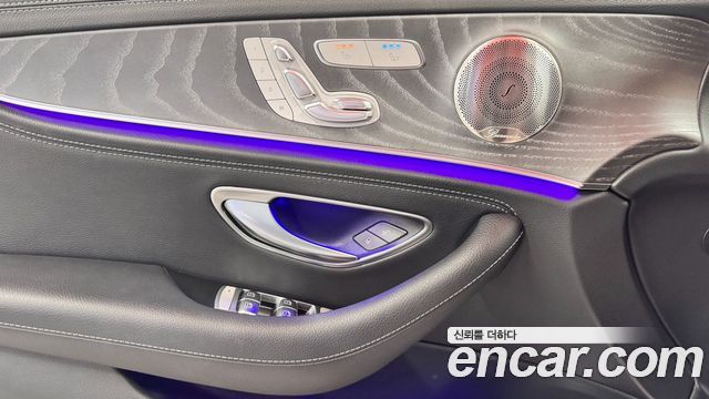Mercedes-Benz E-Class E350 4MATIC AMG Line