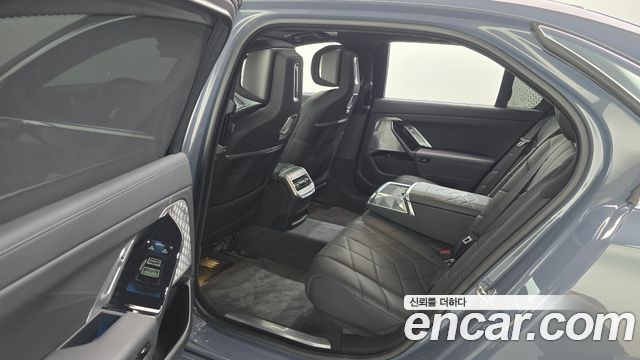 BMW i7 xDrive 60 Design Pure Excellence