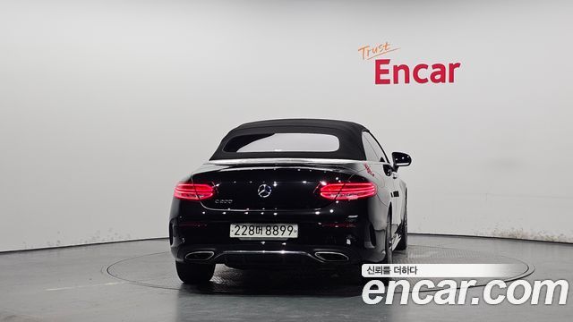 Mercedes-Benz C-Class C200 Cabriolet