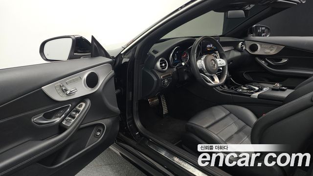 Mercedes-Benz C-Class C200 Cabriolet