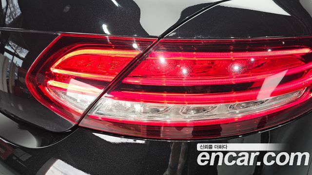Mercedes-Benz C-Class C200 Cabriolet