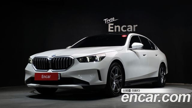 BMW 5-Series 520i