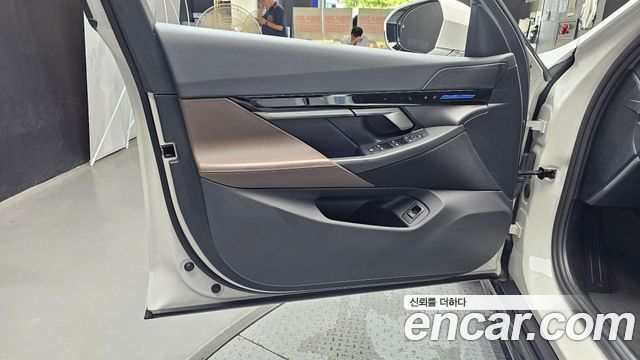 BMW 5-Series 520i