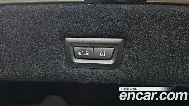 BMW 7-Series 740i xDrive M Sport