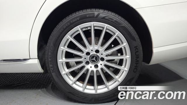 Mercedes-Benz E-Class E250 Exclusive