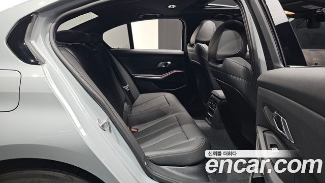 BMW 3-Series 320i M Sport