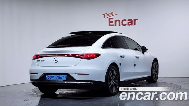 Mercedes-Benz EQE EQE300