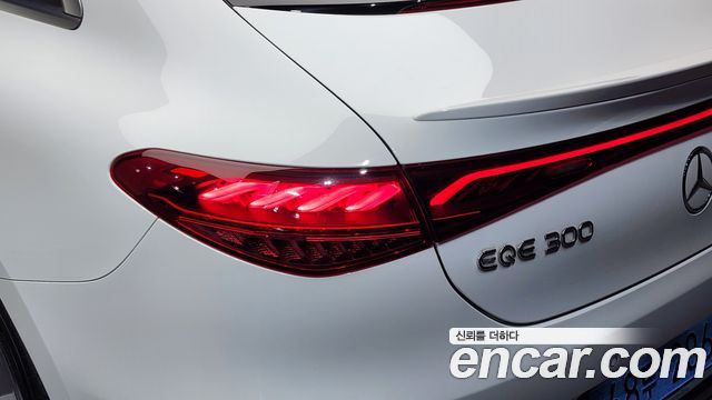 Mercedes-Benz EQE EQE300