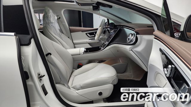 Mercedes-Benz EQE EQE300