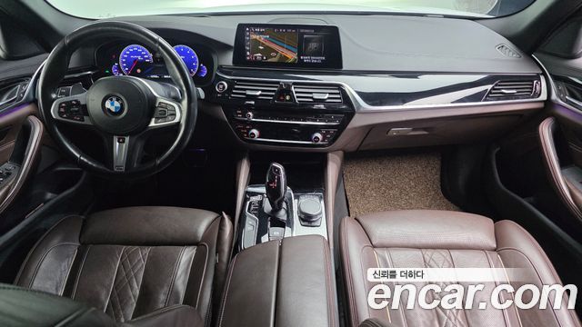 BMW 5-Series 530i M Sport Package Plus