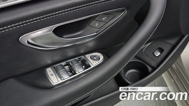Mercedes-Benz E-Class E350 4MATIC Avantgarde