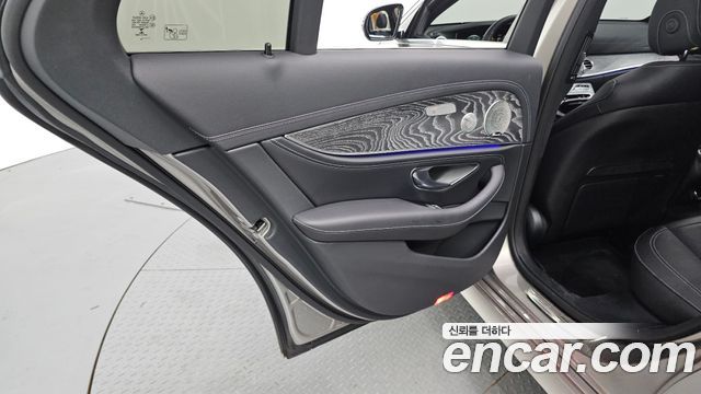 Mercedes-Benz E-Class E350 4MATIC Avantgarde
