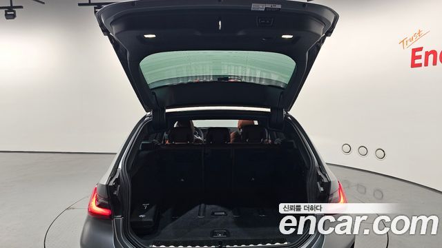 BMW 3-Series M340i xDrive Touring Pro Special Edition
