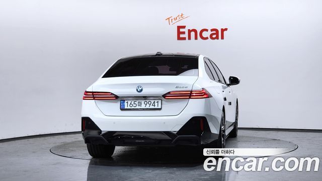 BMW 5-Series 530e M Sport