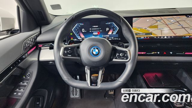 BMW 5-Series 530e M Sport