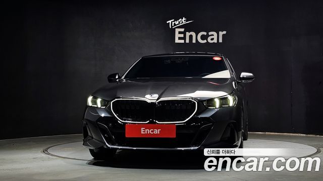 BMW 5-Series 520i Special Edition