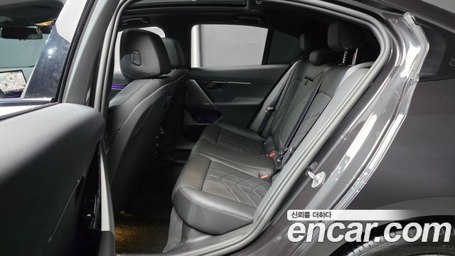 BMW 5-Series 520i Special Edition