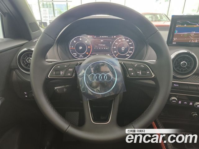Audi Q2 35 TDI Premium