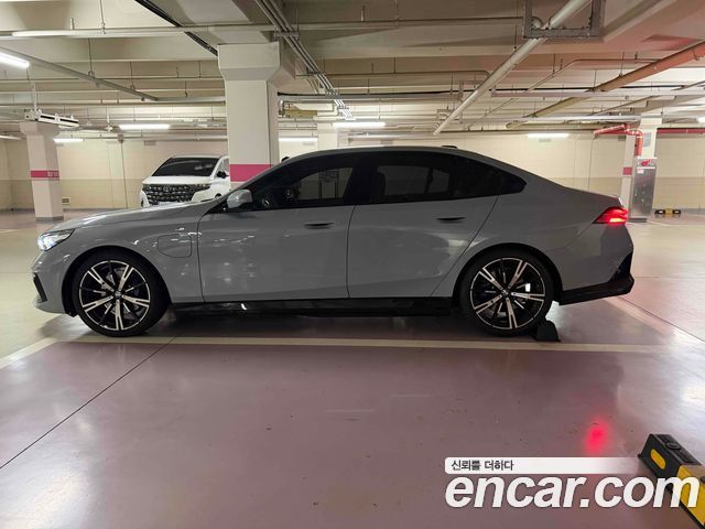 BMW 5-Series 530e M Sport