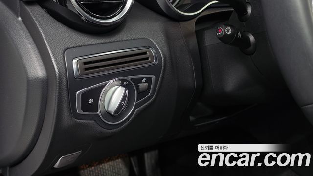 Mercedes-Benz C-Class C200 Avantgarde