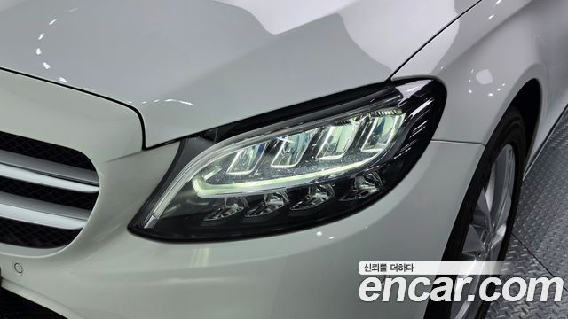 Mercedes-Benz C-Class C200 Avantgarde